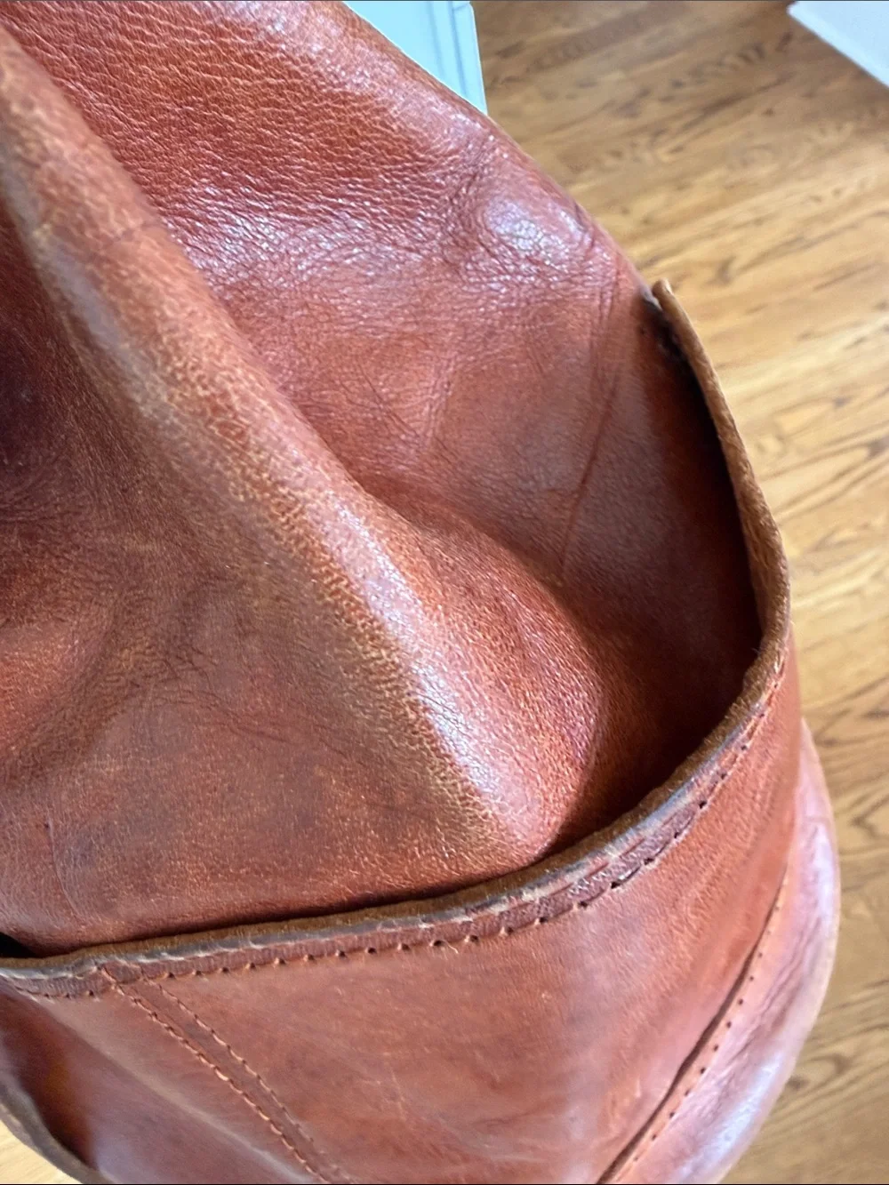 Vintage Brown Leather Drawstring Backpack - Picture 10 of 16